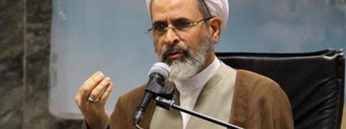 بازدید مدیر حوزه علمیه تهران از نمایشگاه «ایران نوشت» + عکس