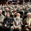 در طول تاریخ اولین گروه‌هایی که با خون خودشان دین خدا را تبلیغ کردند روحانیون بوده‌اند.