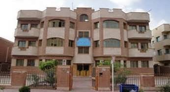 حوزه علمیه سپر دفاع از اهل‌بیت (ع) است