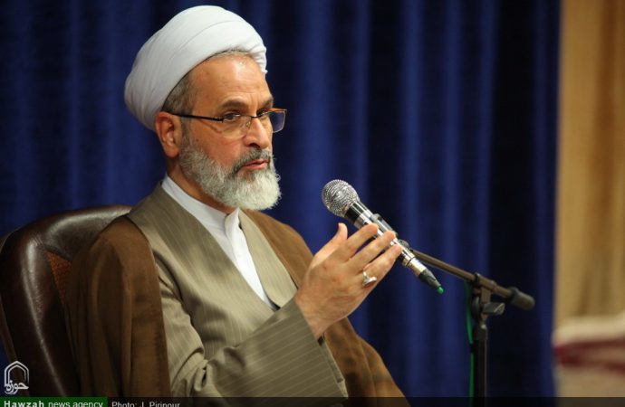 آیت الله اعرافی:  شرایط امروز حوزه های علمیه بی سابقه است/ حضور ۲۰ هزار طلبه در برنامه های تابستانی