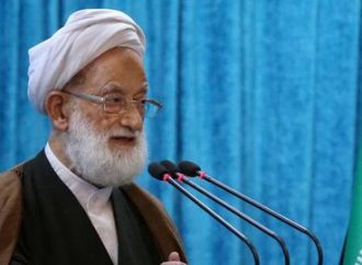 آیت الله امامی کاشانی در نمازجمعه تهران: گرانی بنزین نباید منجر به گران شدن اجناس شود