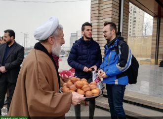 تصاویر/ حضور حجت الاسلام والمسلمین صدیقی در ایستگاه صلواتی مدرسه علمیه امام خمینی(ره)تهران