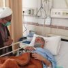 عیادت نماینده مدیر حوزه علمیه استان تهران از امام جماعت مسجد حسنی